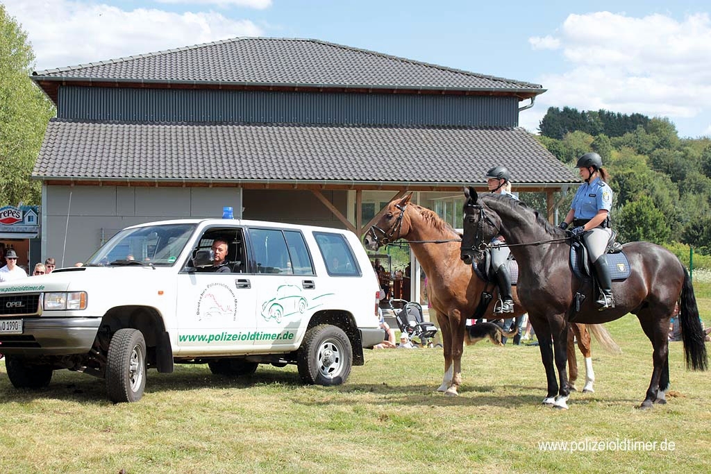 Sommerfest-Polizeioldtimer-Museum_2012 (268).jpg